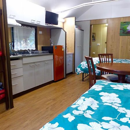 Lake Eacham Tourist Park & Cabins Bagian luar foto