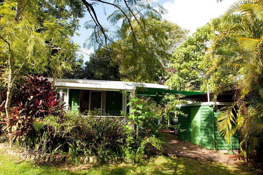 Lake Eacham Tourist Park & Cabins Ruang foto